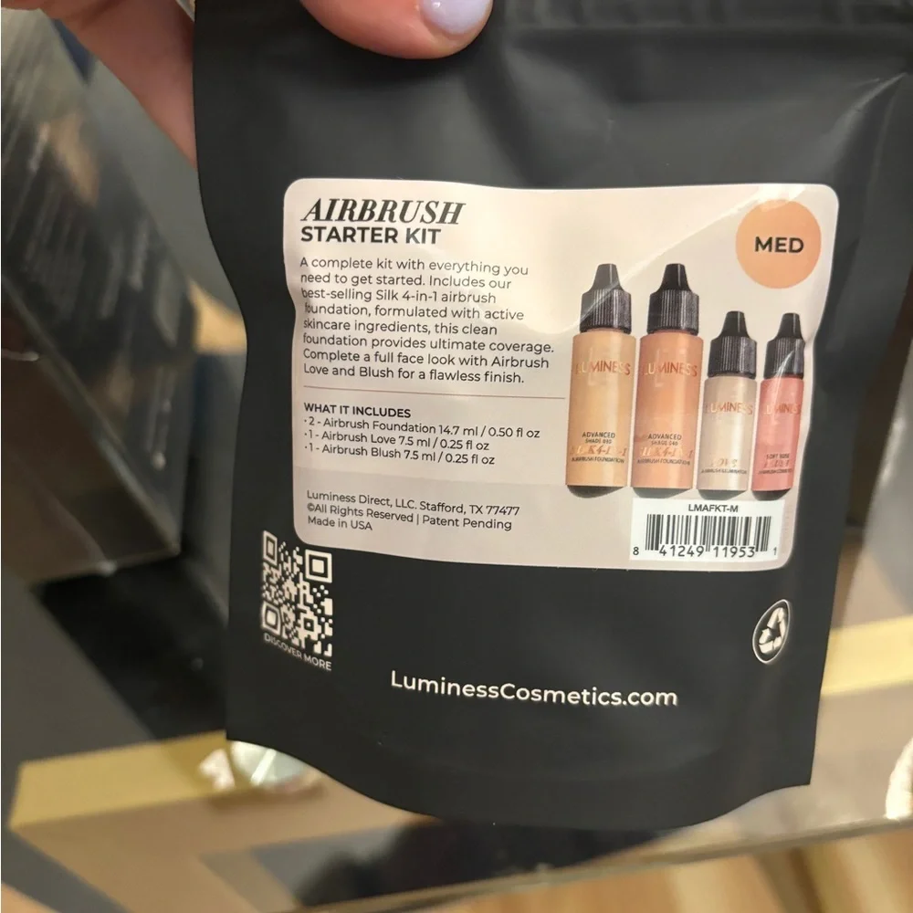 Luminess Icon Airbrush System Kit In Shade Medium